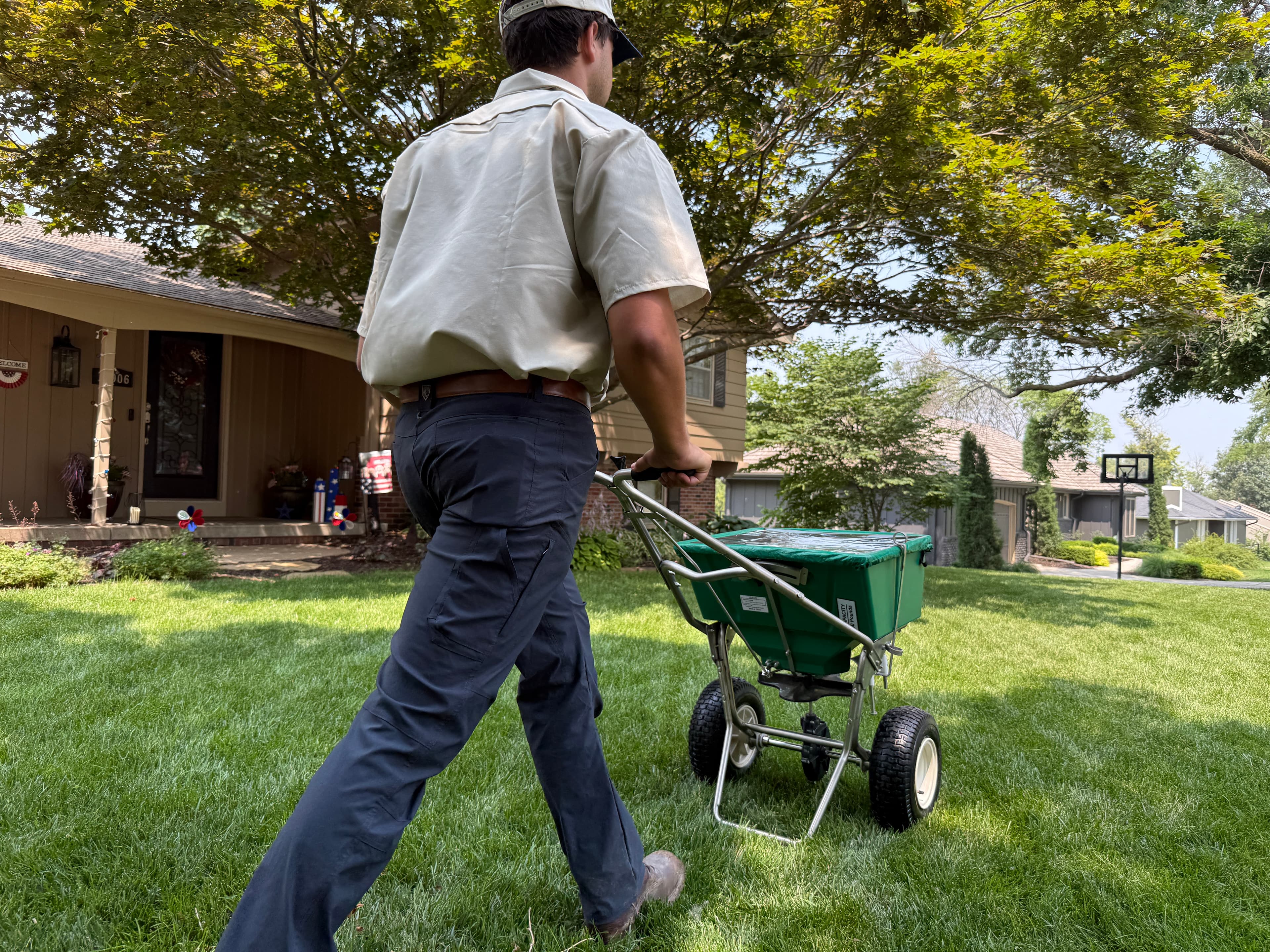 How a Planned Fertilization Program Improves Lawn Health in Omaha