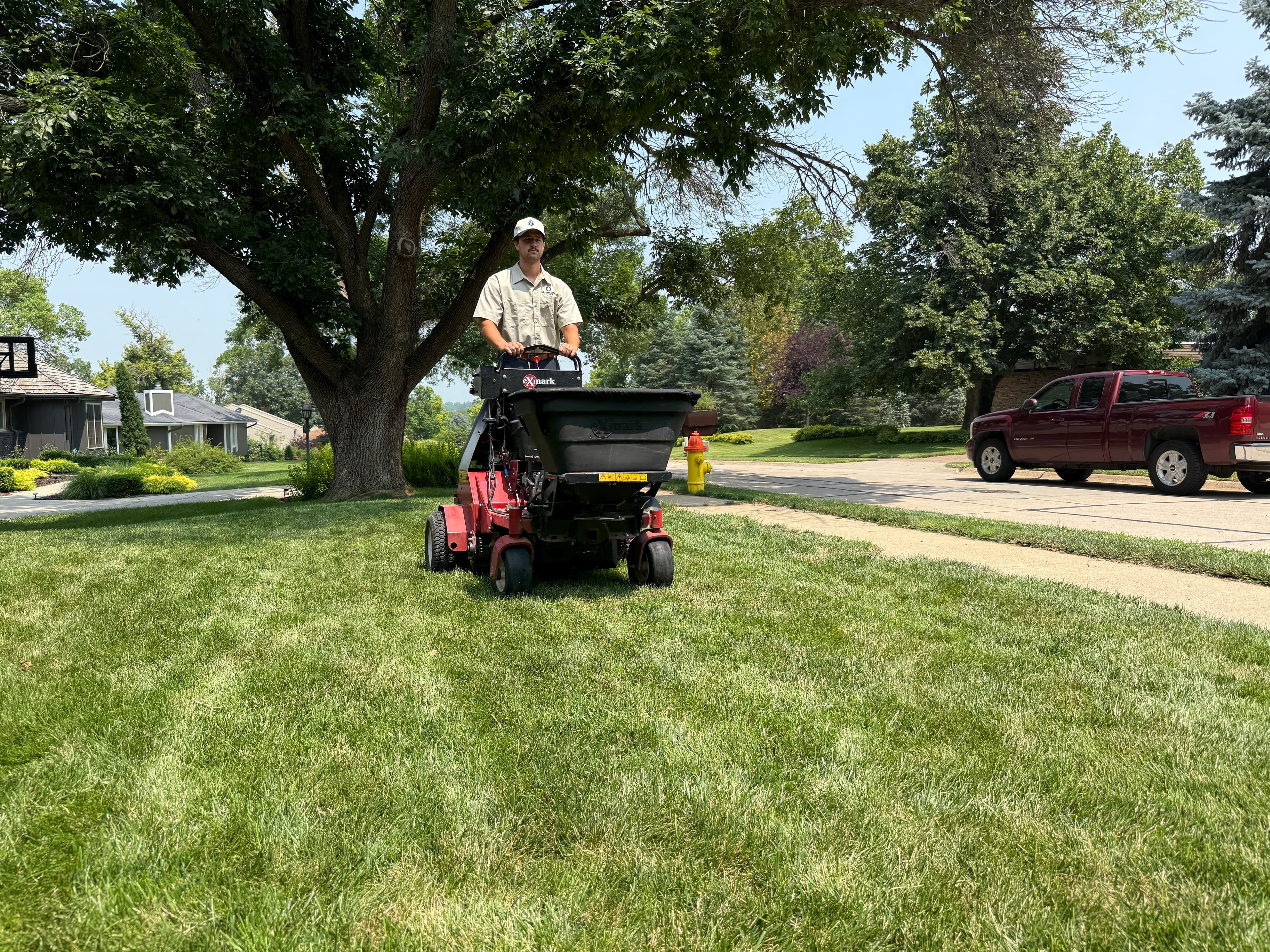 Why Early Spring Lawn Growth Looks Uneven in Omaha Neighborhoods